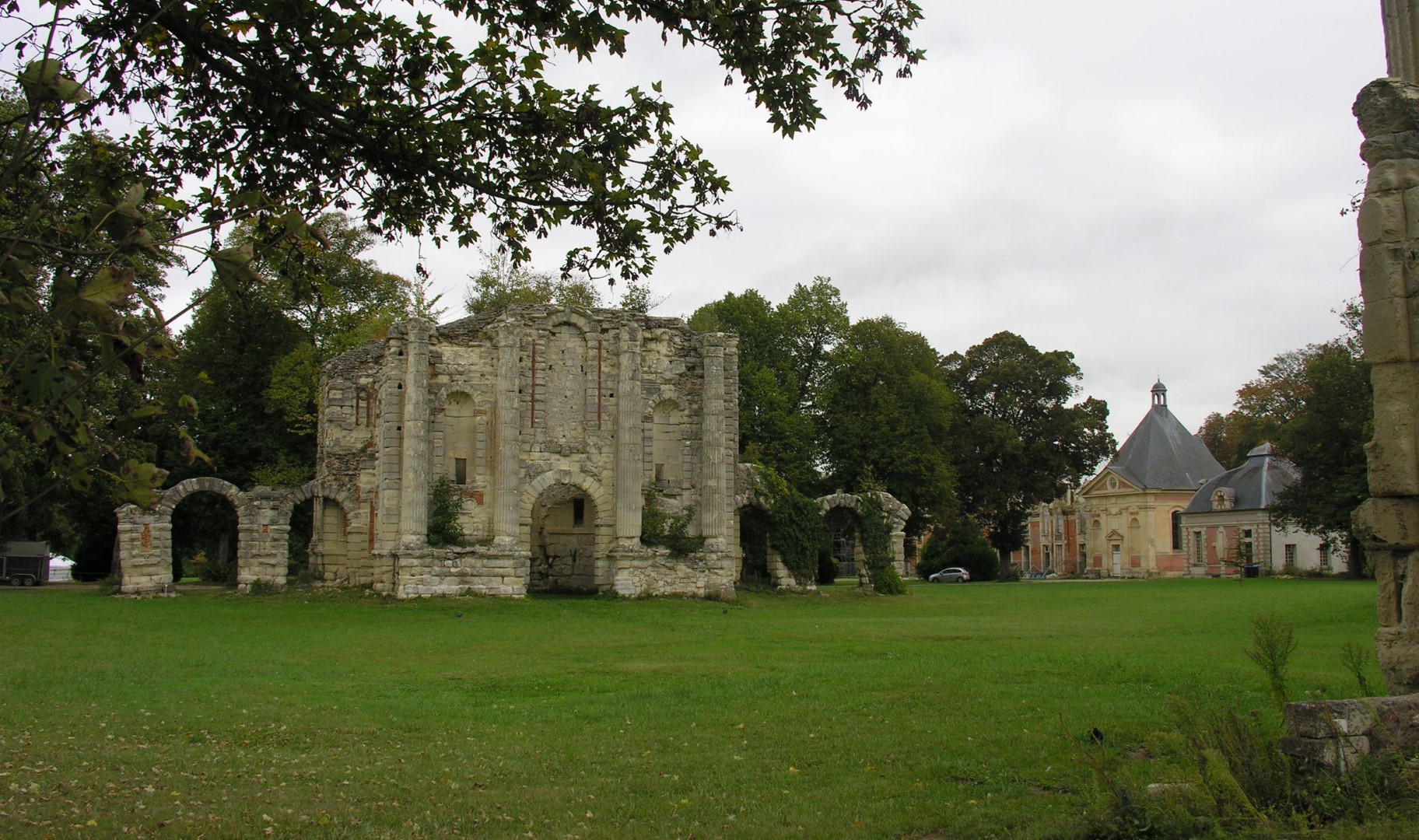 Château de Montceaux-les-Meaux