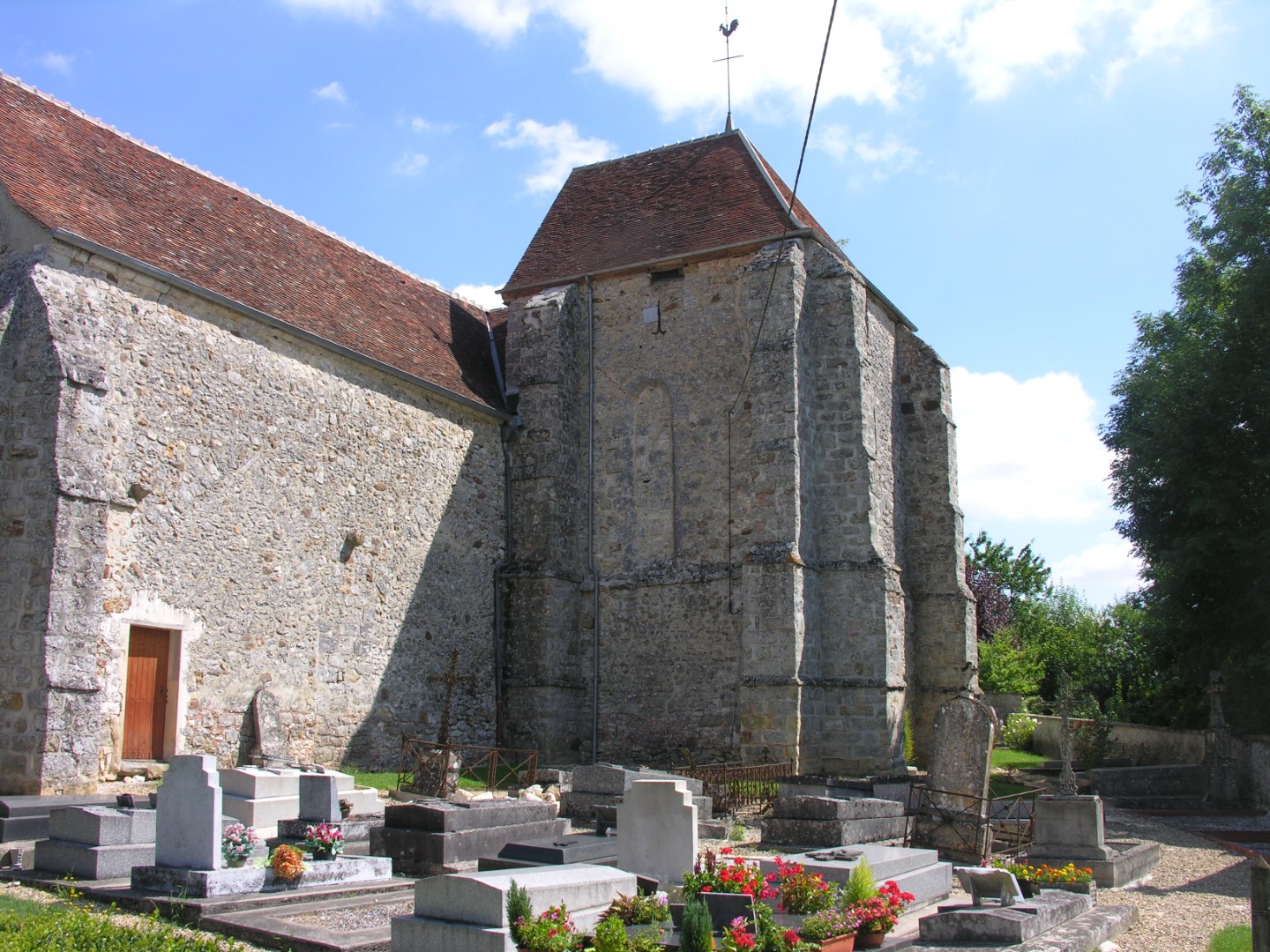 Eglise Saint-Colombe de Vieux-Maisons